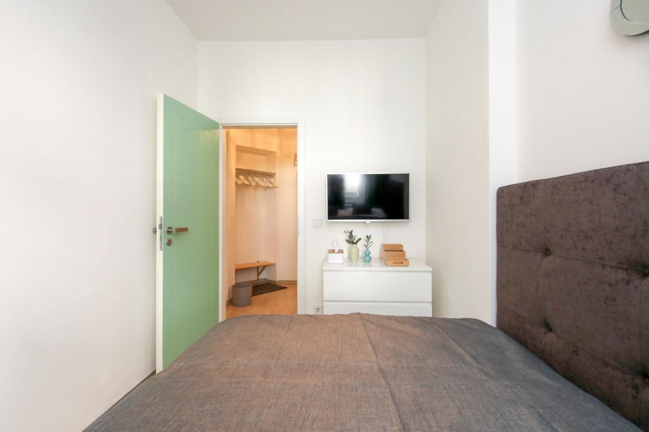 4 Personen Altbau Nahe Kurfuerstendamm - Macbeth ベルリン エクステリア 写真